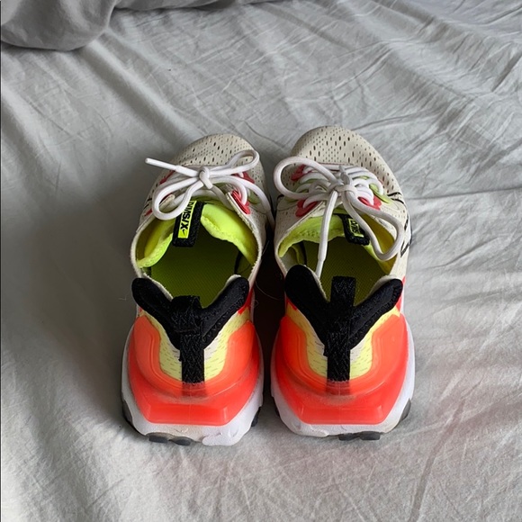 Nike React Vision “Pale Ivory” - Picture 3 of 3